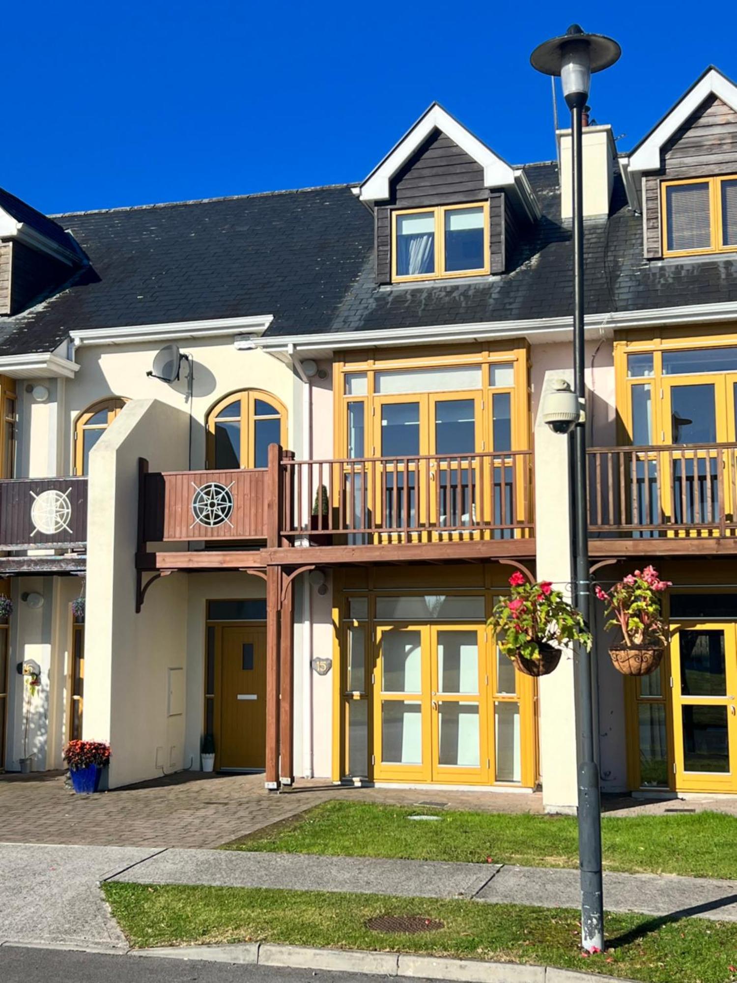 Shannonside - Stylish 5 Bed Marina Home & 40Ft Mooring Termonbarry Kültér fotó